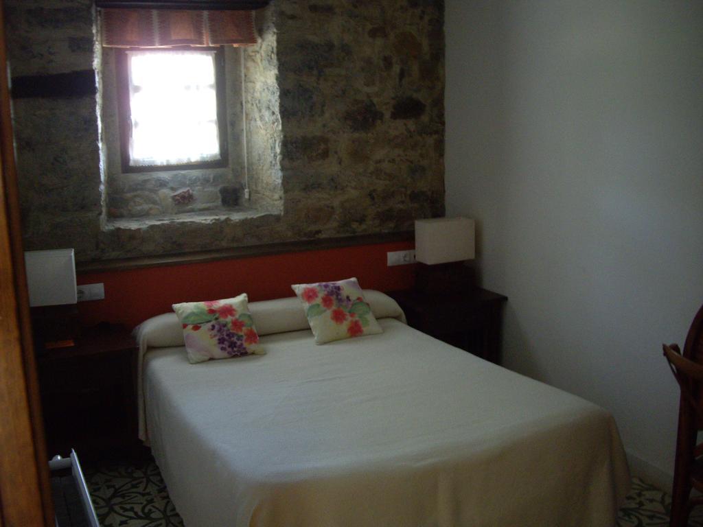 Hotel Casona Cuervo San Tirso de Candamo Kültér fotó