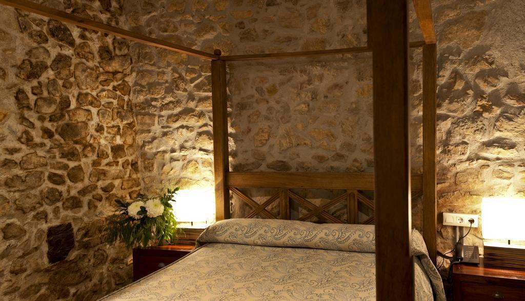 Hotel Casona Cuervo San Tirso de Candamo Kültér fotó